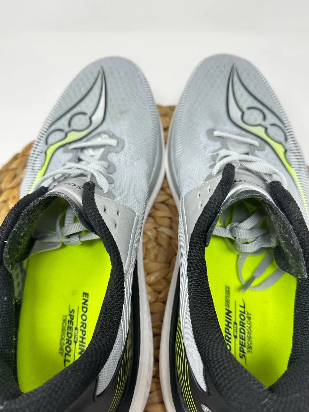 SAUCONY Endorphin Azura Running Shoes Silver Black Size 12.5 Men's